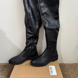 Steve Madden Black Boots
